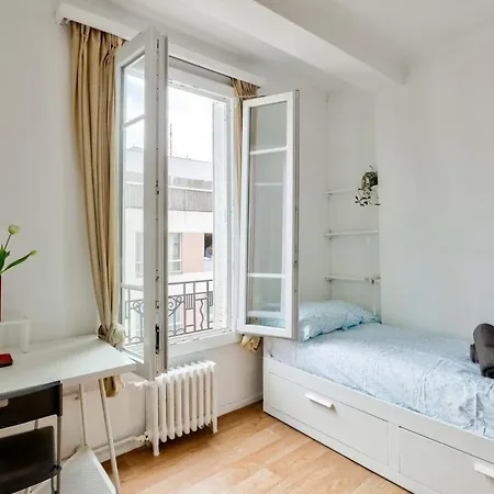 Appartamento Near Pere Lachaise Cemetery *